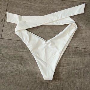 SOLD Frankie’s Bikinis Bash Tie Front Bottoms S